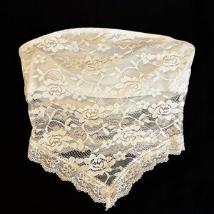 SHEIN Cream Lace Crop Top